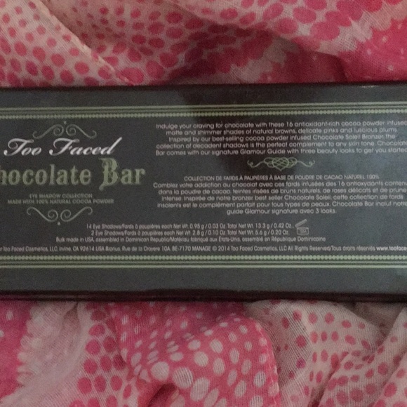 Too faced Chocolate Bar Palette - Picture 3 of 3